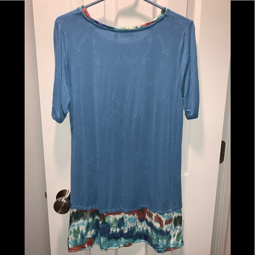 LOGO by Lori Goldstein top